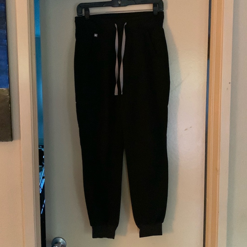 Figs scrub pants, black color, XS.